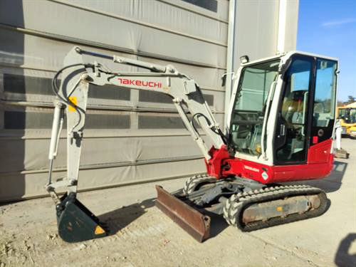 TAKEUCHI TB230 - MINI-EXCAVATOR