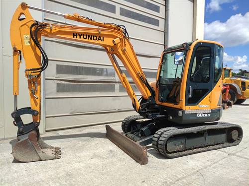 HYUNDAI R60CR-9 - MINIESCAVATORE