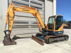 HYUNDAI R80CR-9A - MIDI TRACKED EXCAVATOR