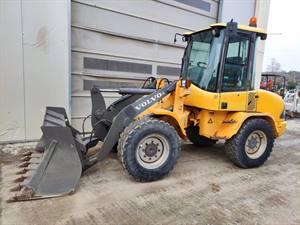 VOLVO L30B - WHEEL LOADER